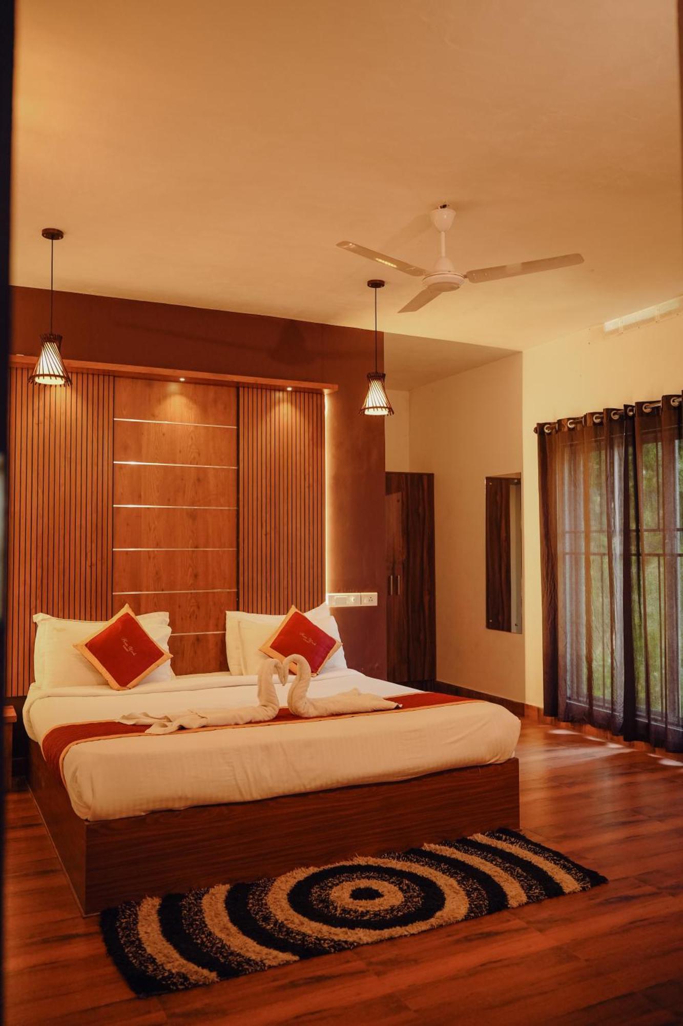 Haze Woods Resort Vaduvanchal Exterior photo